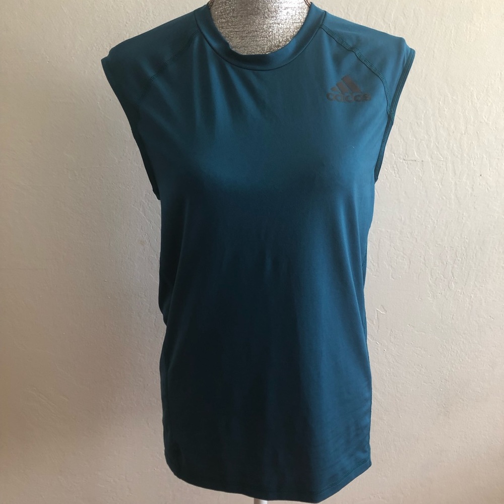 Adidas  climate Jersey blue size small no sleeves